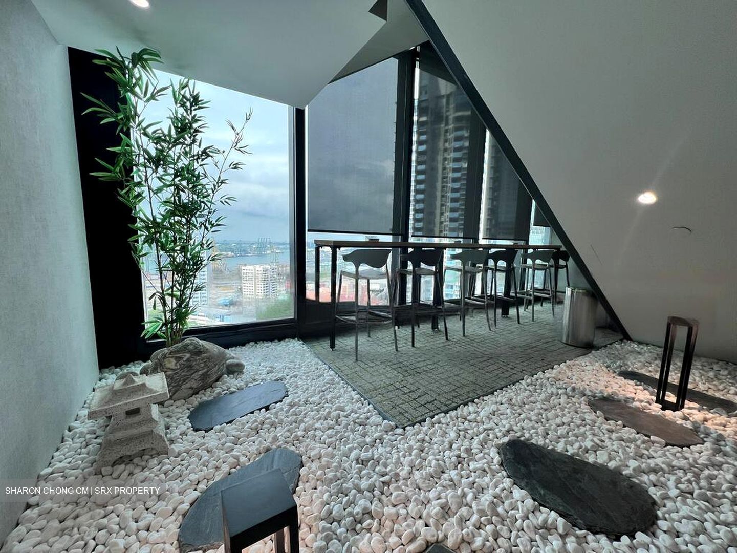 Hub Synergy Point (D2), Office #456496071